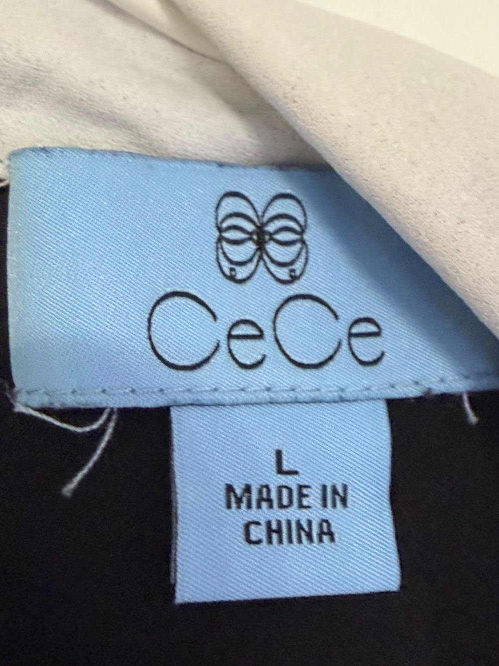 Cece blouse - Picture 3 of 4